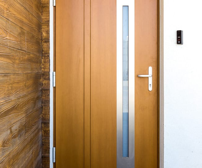 drevene-panelove-dvere-1